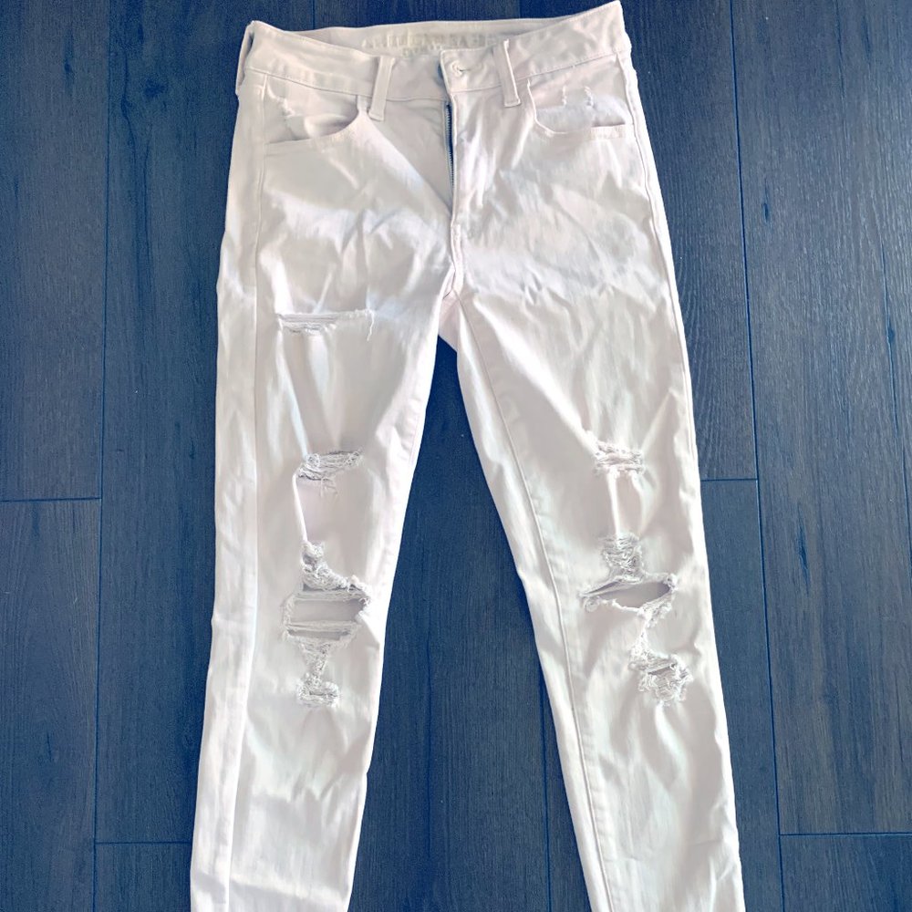 American Eagle Distressed Pale Pink Jeans 4 27w
